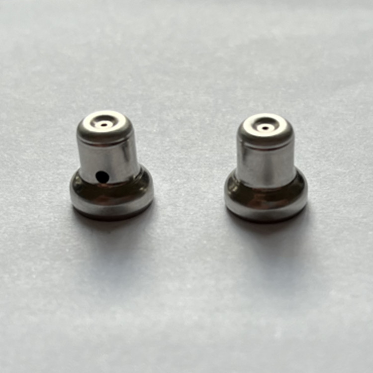 沖裁模質量出現缺陷會導致沖壓件產生毛刺缺 